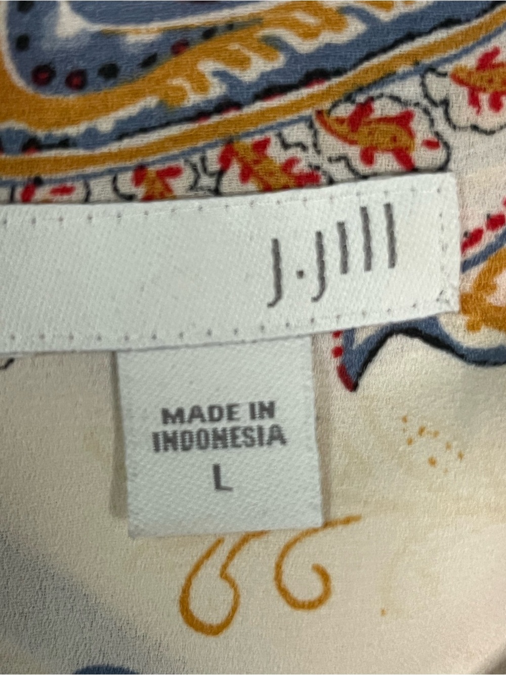 J Jill Paisley Sleeveless V-Neck Top in Cream by Tahari L - Picture 5 of 6